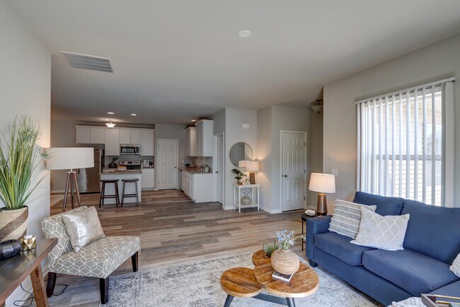 Foto del edificio - 540 McKay Way