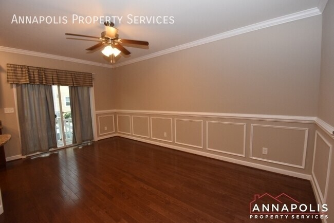 Foto del edificio - 102 Carraway Ln