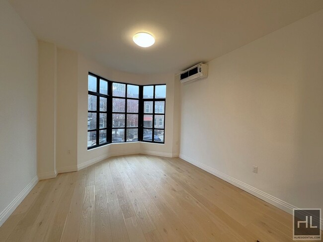 Foto del edificio - Luxurious 2 bedroom/2 Bathroom duplex apt ...