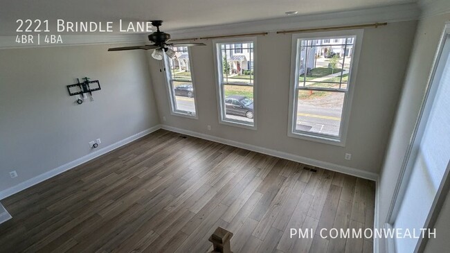 Building Photo - 4 Bed / 3.5 Bath Newly built Townhouse (Av...