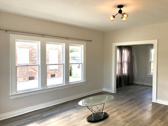 Building Photo - 2 br, 1 bath House - 1810 2nd Street A
