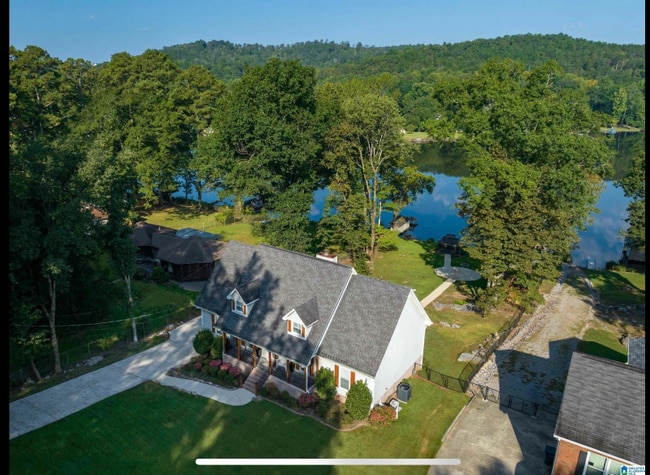Building Photo - 8204 Cedar Mountain Rd
