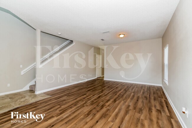 Foto del edificio - 7266 Rampart Ridge Cir S