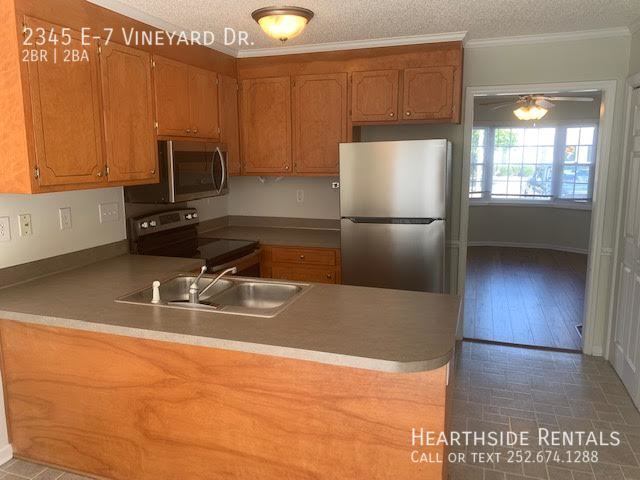 Foto del edificio - 2345-2E-7 Vineyard Dr