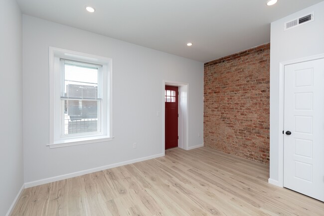 Foto del edificio - 2911 W Clearfield St