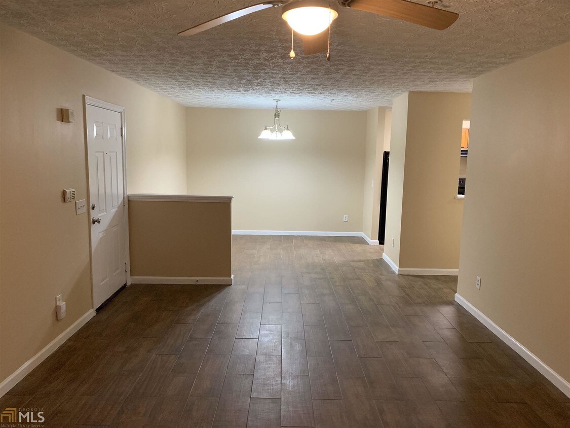 Primary Photo - 14103 Fairington Ridge Cir