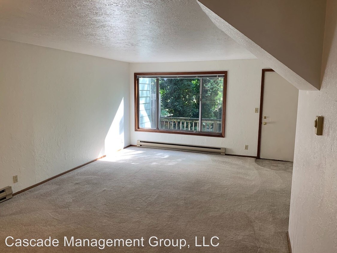 Primary Photo - 512-524 15th St NE