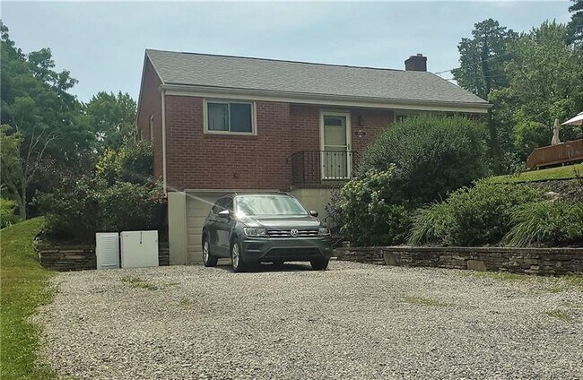 Foto del edificio - 1560 Duncan Dr