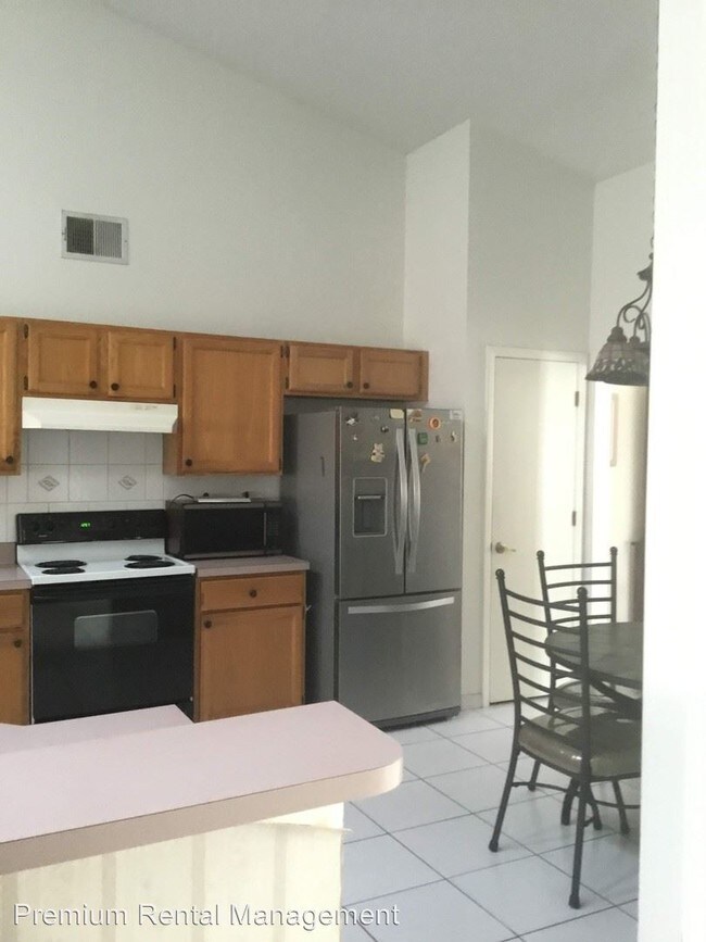 Building Photo - 4 br, 3 bath House - 633 Widow Bartley Dr