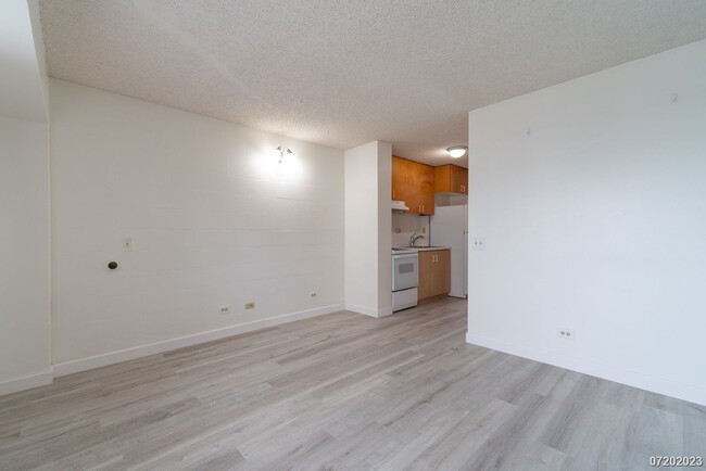 Foto del edificio - 1br/1ba/1pkg Condo in Secured Building in ...