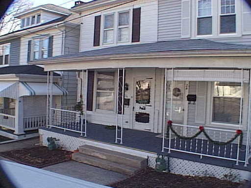 Foto principal - 2 BR Home in Dallastown School District