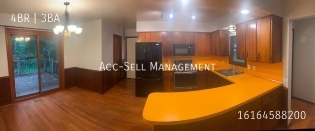 Foto del edificio - 2580 Emerson Ave NW