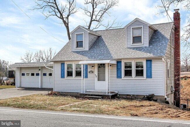 Building Photo - 715 Ono Rd
