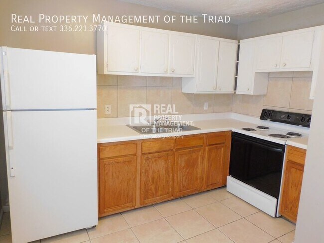 Building Photo - 2BD/1BA Apartment in Convenient Location w...