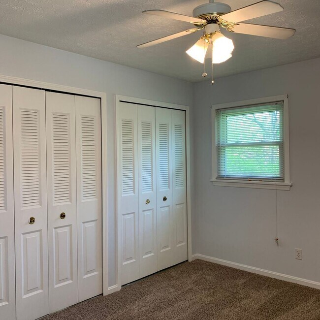 Building Photo - 3 br, 2.5 bath House - 2609 Goldsmith Lane