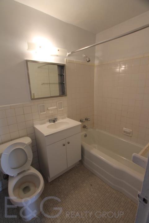 Building Photo - 1 bedroom in JAMAICA NY 11432