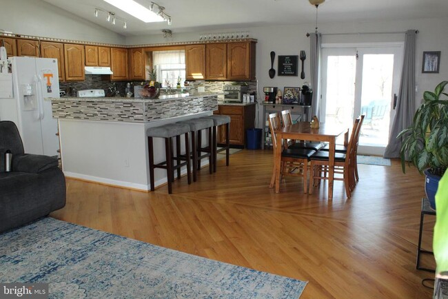 Building Photo - 4107 Riverview Ct