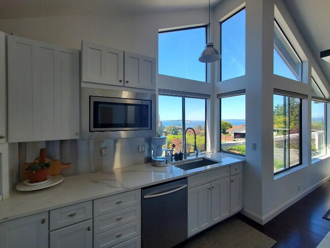 Foto del edificio - 5111 23rd Ave W