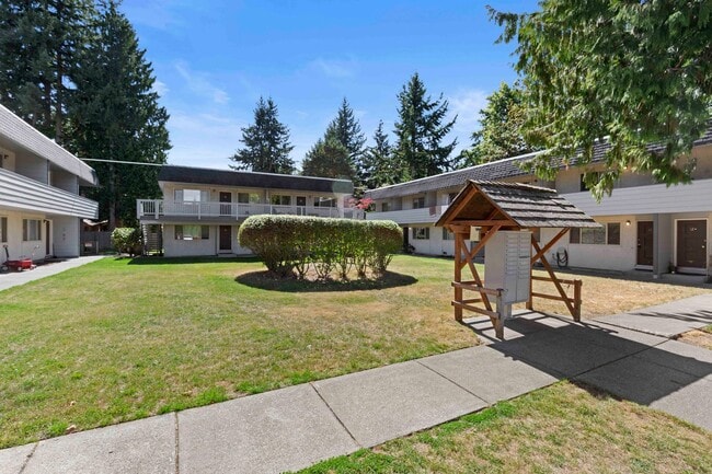 Building Photo - Spacious 1-Bedroom with Parking in Scenic ...