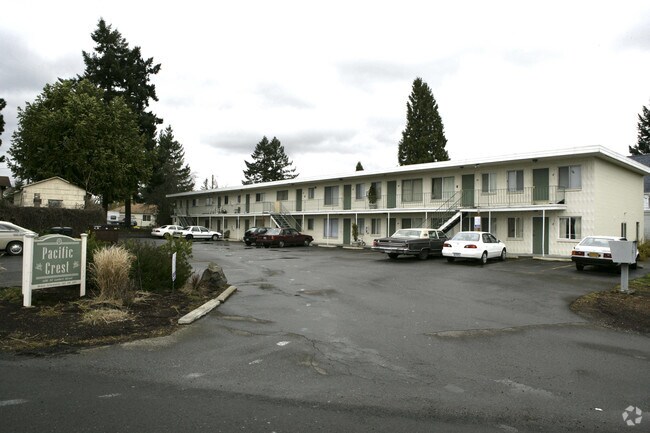 Foto del edificio - CRYSTAL SPRINGS CONDOMINIUMS