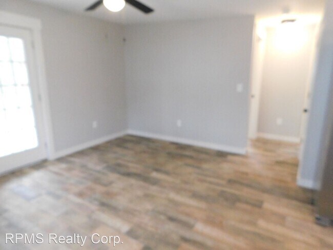 Building Photo - 2 br, 1 bath House - 805 Marve St