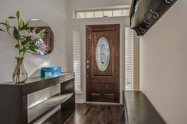 Foto del edificio - 25311 Sierra Woods Ln