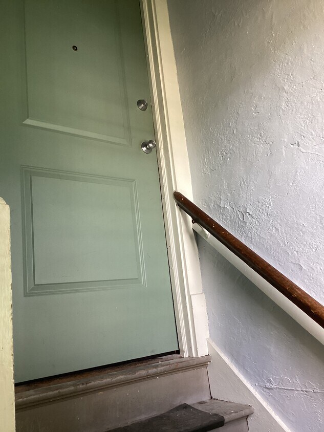 Foto principal - 401 Haney Ave