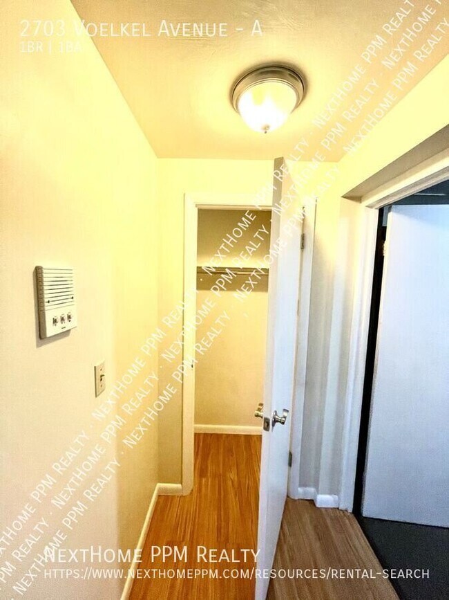 Foto del edificio - 2703 Voelkel Ave