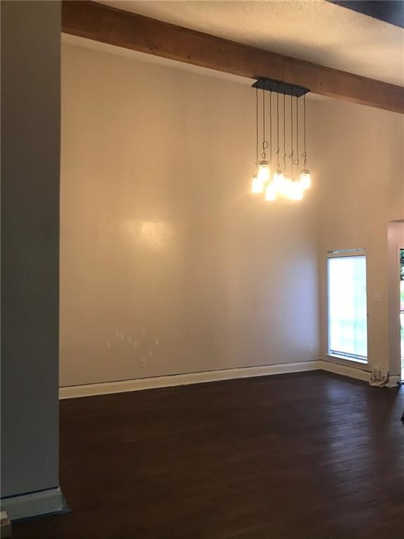 Building Photo - 1415 Valleyridge Dr