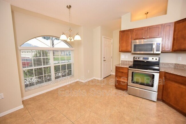 Building Photo - 912 Princeton Manor Ln