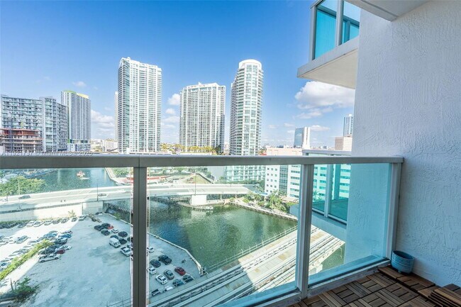 Foto del edificio - 31 SE 5th St