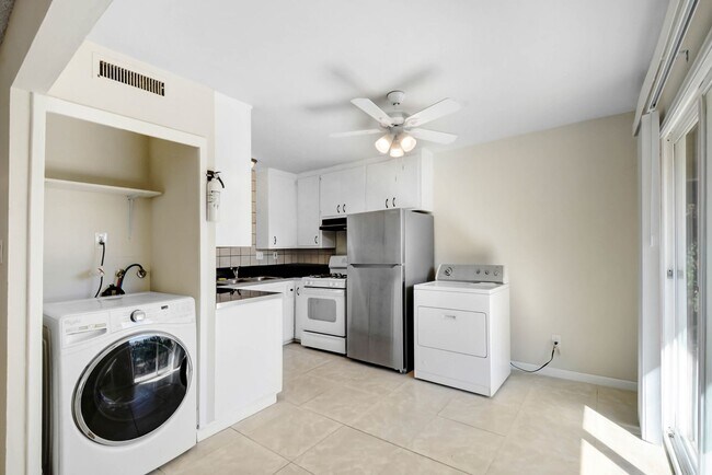 Foto del edificio - 13874 McDonnell St