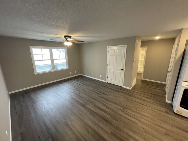 Foto del edificio - 1708 Kentucky St