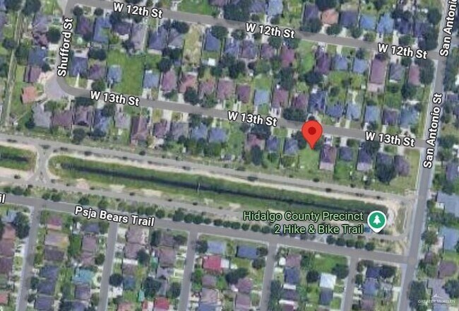 Foto del edificio - 18 E 13th St