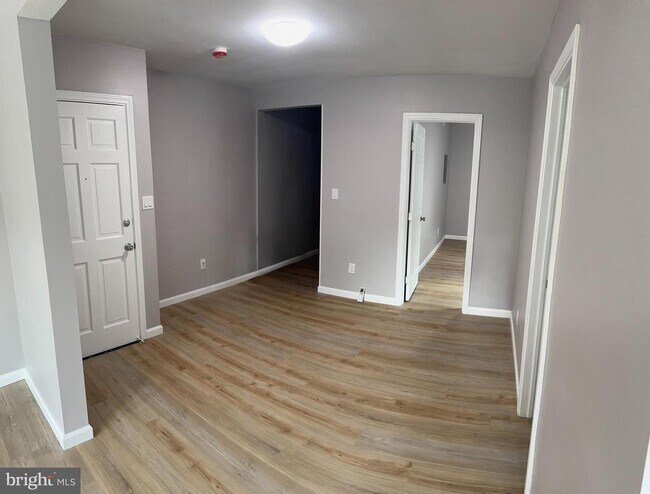 Foto del edificio - 2904 Bunker Hill Rd