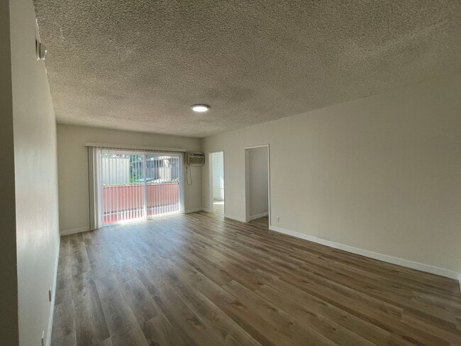 Building Photo - 5433 Sepulveda Blvd
