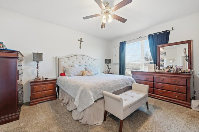 Foto del edificio - 2853 Hancock Ln