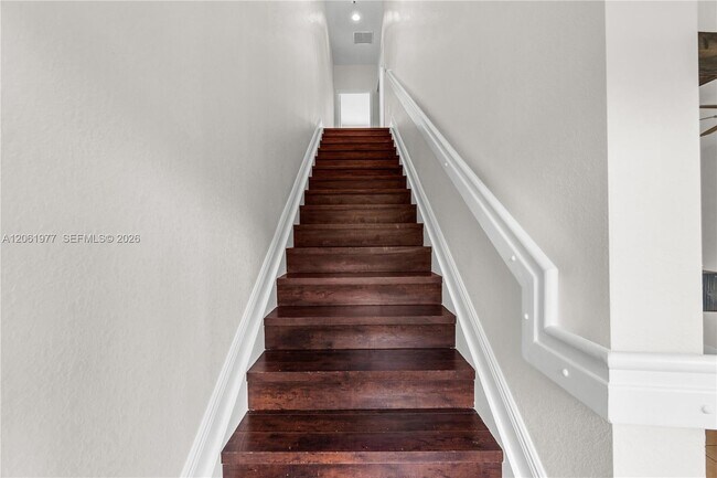Foto del edificio - 936 SW 147th Ave