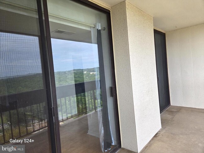 Building Photo - 5300 Holmes Run Pkwy