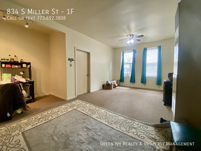 Foto del edificio - Tri-Taylor Gem! 1 Bed/ 1 Bath steps from t...