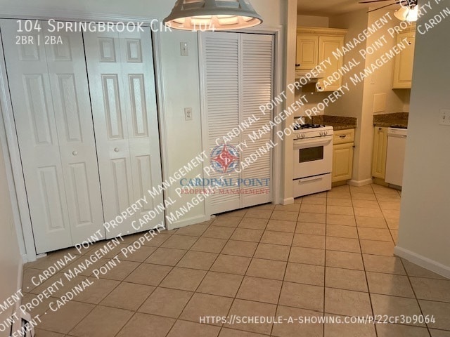 Foto del edificio - 104 Springbrook Cir