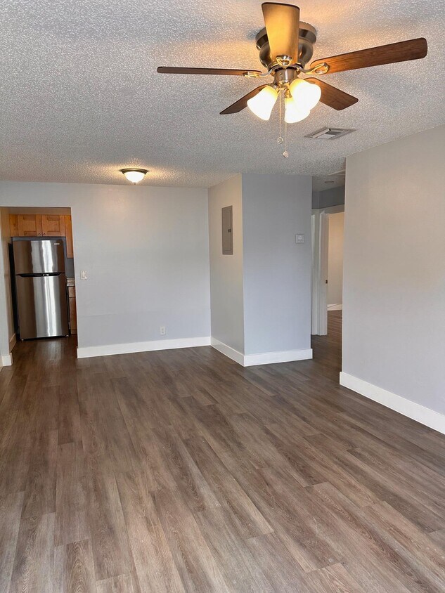 Foto principal - 7521 NW 44th Ct
