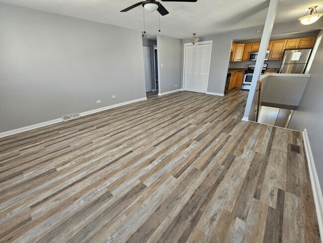 Foto del edificio - 134 Shattuck Ct