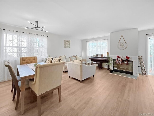 Foto del edificio - 50 Lois Ln