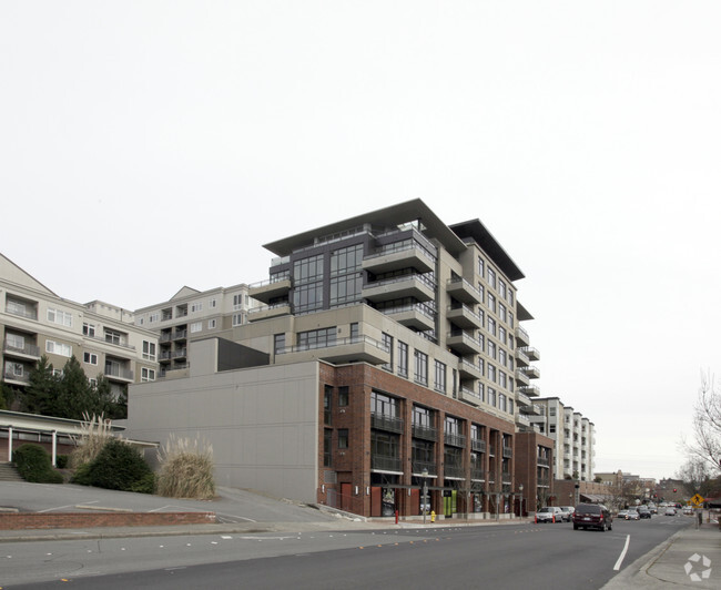 Building Photo - One Main Street Condos