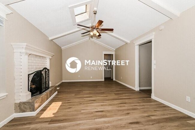 Foto del edificio - 3 Bedroom Pet-Friendly Home in EDMOND, OK ...