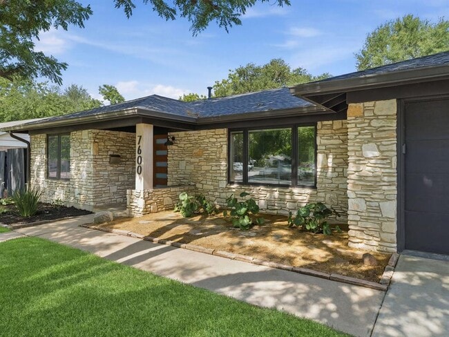 Building Photo - 7600 Shoal Creek Blvd