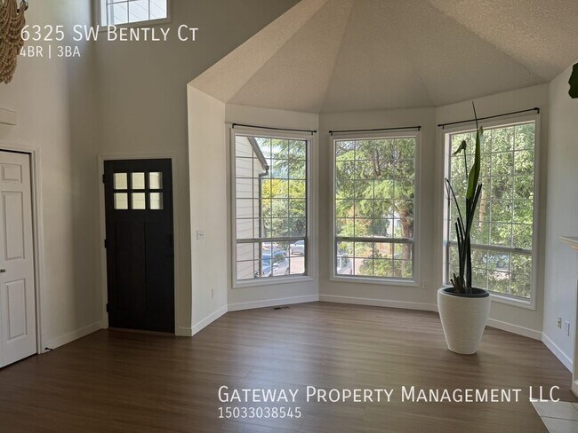 Foto del edificio - 6325 SW Bently Ct