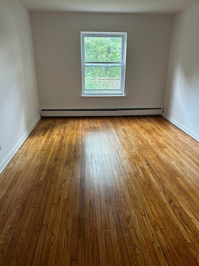 Foto del edificio - 513-515 Grand Ave