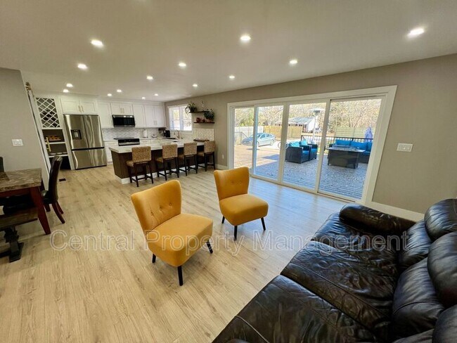 Foto del edificio - 204 State Rd S-23-293